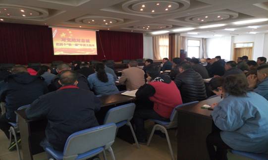 堅定信念 對黨忠誠，融會貫通 學(xué)以致用