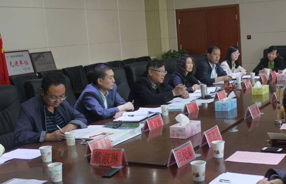 協(xié)調(diào)對接，有序推進(jìn)保稅物流中心項(xiàng)目建設(shè)